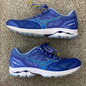 Mizuno Wave Rider 21